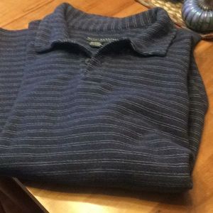 Men’s long sleeved shirt